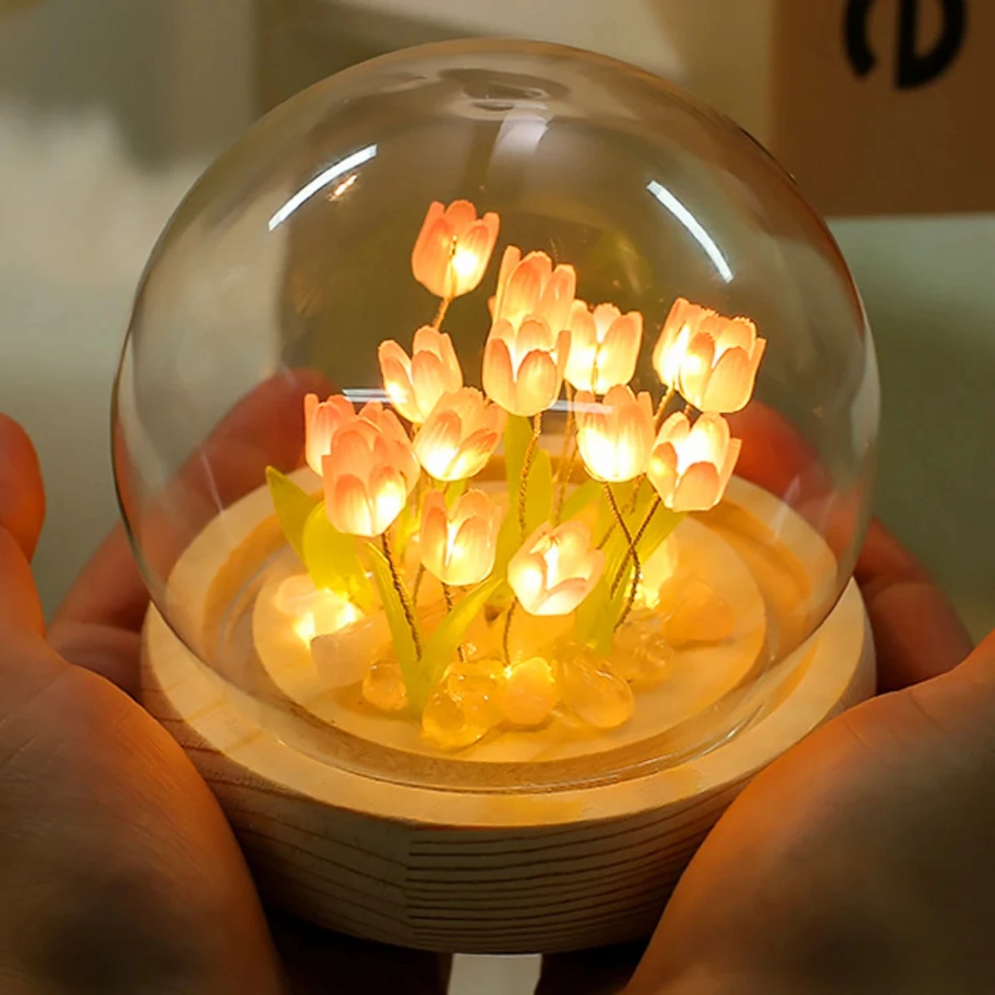 Tulip Glow Lamp